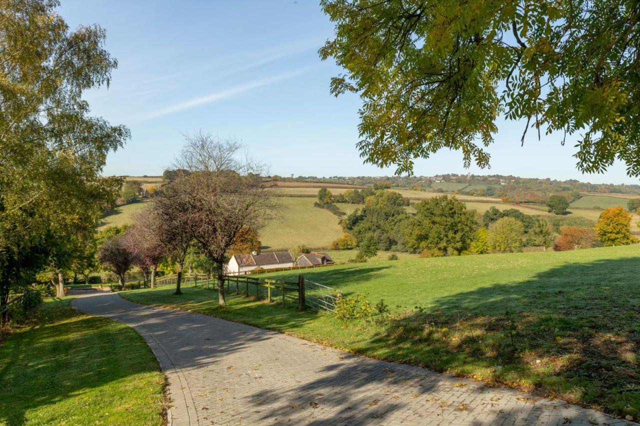 Beautiful Cottage With Stunning Views In Box Box  Exteriér fotografie